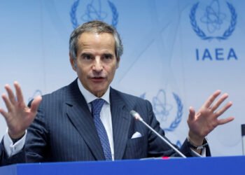 جەنگ بەرنامە ئەتۆمی ئێران لەنێو نابات