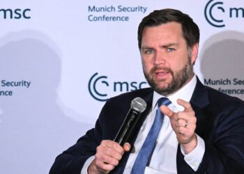 هێشتا نازانین برینەکەی موجتەبا خامنەیی چەند سەختە