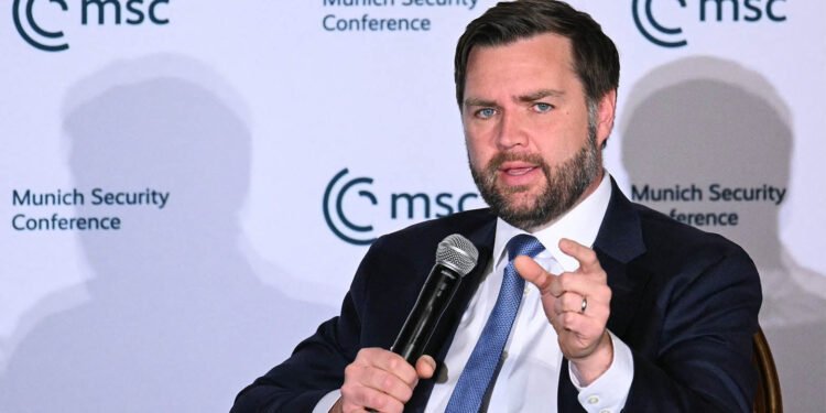 هێشتا نازانین برینەکەی موجتەبا خامنەیی چەند سەختە