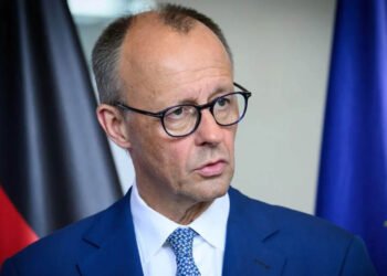 هەرگیز گۆڕینی دەسەڵاتیی ئێران سەرکەوتوو نابێت