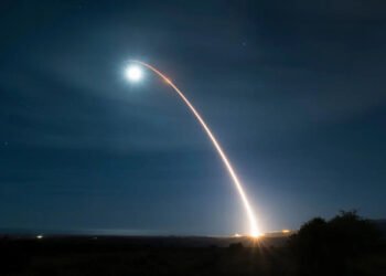 ئێران بە مووشەک و درۆن هێرشی سەر ئیسرائیل و ناوچەکە کرد