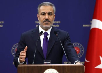 ئیسرائیل نەخشەی جەنگێکی گشتگیر بۆ سەر ئێران و عێراق جێبەجێ دەکات