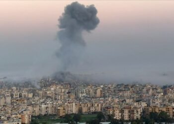 لە تەلئەڤیڤ کوژراوێک هەیە و ئیسرائیل رووبەڕووی هێرشە موشەکییەکانی ئێران دەبێتەوە