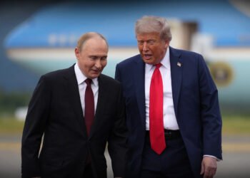 ترەمپ پێشنیازێکی پوتن بۆ گواستنەوەی یۆرانیۆمی ئێران بۆ رووسیا رەت دەکاتەوە