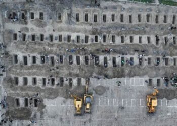 وەزیری پەروەردەی ئێران: بەهۆی جەنگەوە 210 مامۆستا…