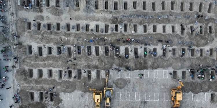 وەزیری پەروەردەی ئێران: بەهۆی جەنگەوە 210 مامۆستا…