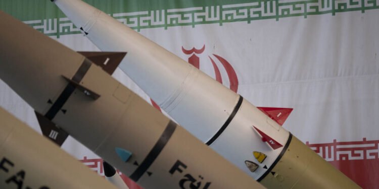 ئێران هۆشدارییەکی توند دەداتە ئەمریکا