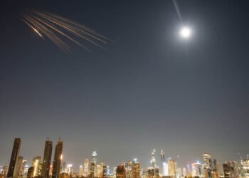 ئێران و حزبوڵڵا، بە مووشەک و درۆن هێرشیان کردە سەر ئیسرائیل