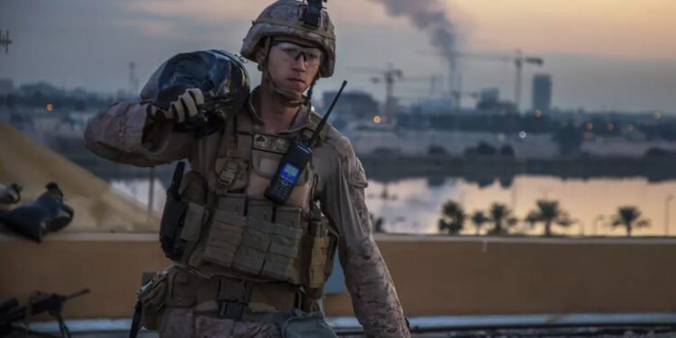 ئەمریکا هێزی زیاتری “مارینز” و کەشتیی جەنگی رەوانەی رۆژهەڵاتی ناوەڕاست دەکات