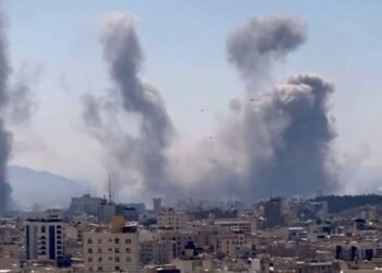 تاران لەژێر بۆردوومانی خەستی فڕۆکە و مووشەکی…