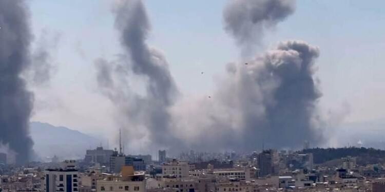 تاران لەژێر بۆردوومانی خەستی فڕۆکە و مووشەکی…