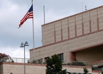 باڵیۆزخانەی ئەمریکا لە بەغدا.. داوا لە هاووڵاتیانی وڵاتەکەی دەکات عێراق جێبهێڵن