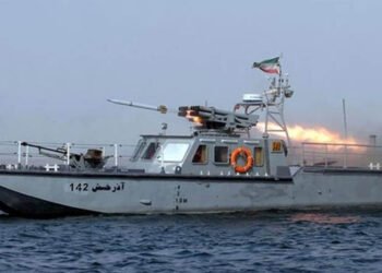 هیچ کەشتییەکی جەنگیی ئەمریکا لە کەناراوەکانمان نزیک نەبووەتەوە