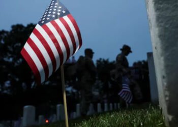 6 سەربازی ئەمریکی لە ئەنجامی کەوتنەخوارەوەی فڕۆکەیەک لە عێراق گیانیان لەدەستدا