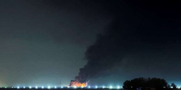 فڕۆکەخانەی بەغدا کرایە ئامانج و 4 کەس برینداربوون