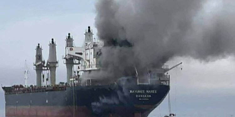 20 دەریاوانی تایلەندی دوای هێرشەکەی گەرووی هورمز گەڕانەوە و چارەنووسی سێ کەسی دیکەش نادیارە