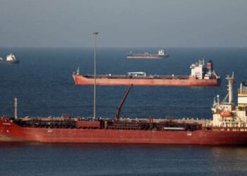 کۆمپانیا گەورەکانی نەوتی ئەمریکا هۆشداری دەدەن لە خراپتربوونی قەیرانی وزە