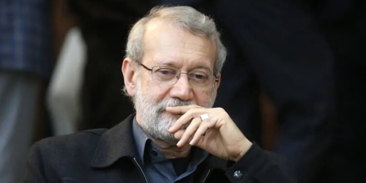 ترەمپ گومانی لە راستی خۆپیشاندانەکانی ئێران هەیە و بە ژیری دەستکرد ناوی دەبات