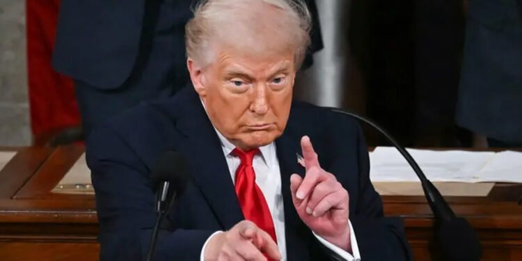 ترەمپ: ئیسرائیل چەکی ئەتۆمی بەکارناهێنێت