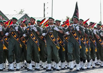 ئیدارەی ترەمپ داوا لە هاوپەیمانەکانی دەکات سوپای پاسداران و حزبوڵڵا بخەنە لیستی تیرۆرەوە