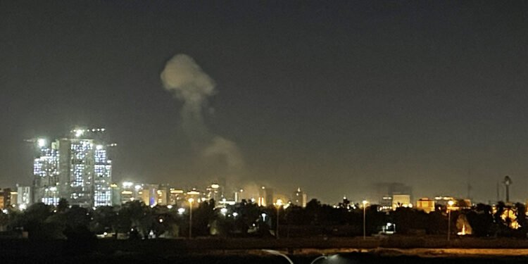 هێرشی درۆنی و مووشەکی کرایە سەر باڵیۆزخانەی ئەمریکا و فڕۆکەخانەی بەغدا