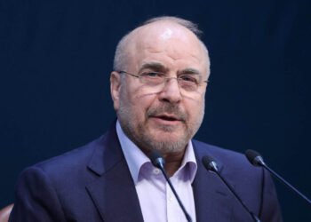 قاڵیباف: تۆڵەی کوژرانی لاریجانی دەکەینەوە