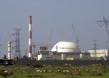 مووشەکێک بەر وێستگەی ئەتۆمیی بوشەهر کەوتووە