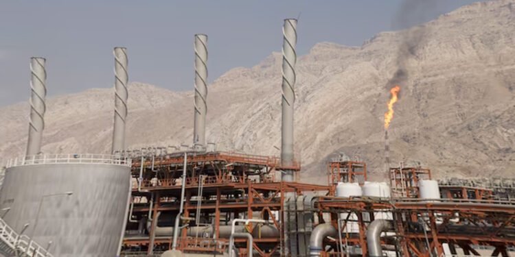 کێڵگەی گازی جیهانی پارسی باشوور لە ئێران بۆردوومان کرا