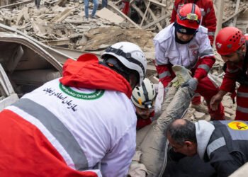 هیندستان هاوکاری پزیشکی بەپەلەی گەیاندە ئێران