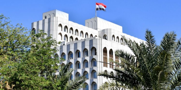 عێراق سەرکۆنەی بەئامانجگرتنی دامەزراوەکانی وزە لە ئێران دەکات