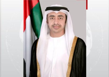 عەبدوڵڵا بن زاید لەگەڵ چەند وەزیرێکی دەرەوە هێرشە مووشەکییەکانی سەر ئیمارات تاوتوێ دەکات