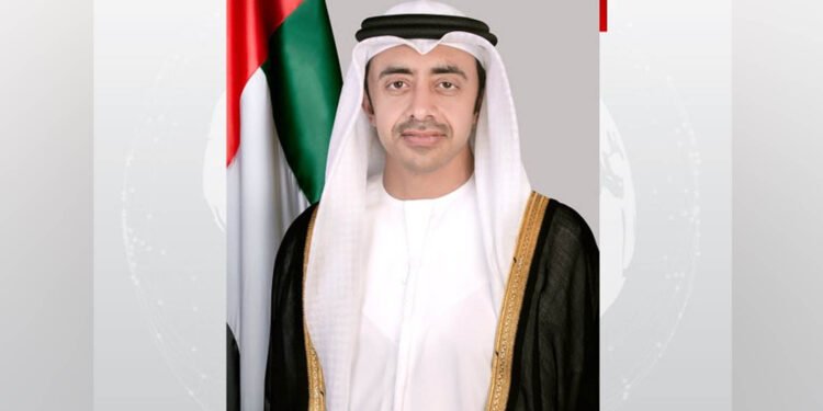 عەبدوڵڵا بن زاید لەگەڵ چەند وەزیرێکی دەرەوە هێرشە مووشەکییەکانی سەر ئیمارات تاوتوێ دەکات