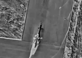 ئیسرائیل هێلیکۆپتەرێکی ئێران و 5 کەشتی جەنگی لە دەریای قەزوین تێکدەشکێنێت