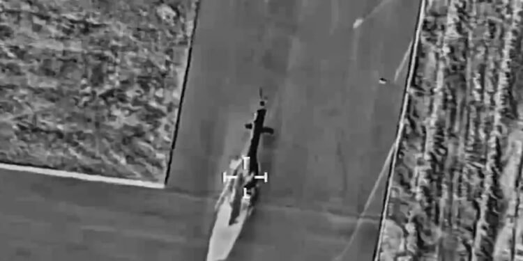 ئیسرائیل هێلیکۆپتەرێکی ئێران و 5 کەشتی جەنگی لە دەریای قەزوین تێکدەشکێنێت