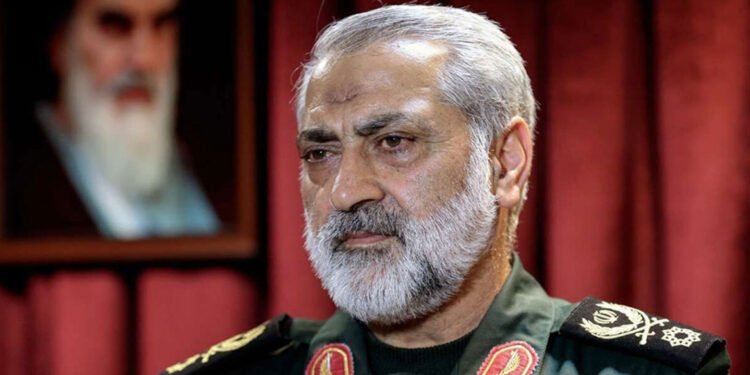 ئەبولفەزڵ شەکارچی:ئیتر جیهان بۆ بەرپرسانی ئەمریکا و ئیسرائیل پارێزراو نیە