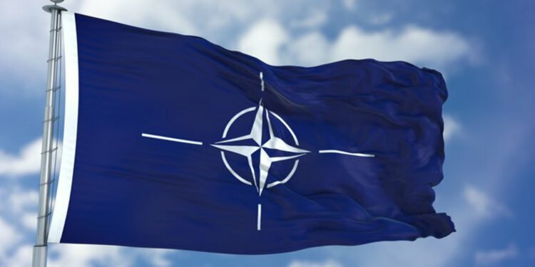 ناتۆ هێزه‌كانی له‌ عێراق بۆ ئه‌وروپا ده‌كشێنێته‌وه‌