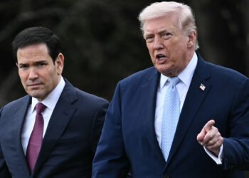 پاراستنی گەرووی هورمز ئەرکی ئەو وڵاتانەیە کە سوودی لێ دەبینن