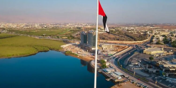 سوپای پاسدارانی ئێران بۆ دانیشتووانی رەئسولخەیمە: شارەکە چۆڵ بکەن