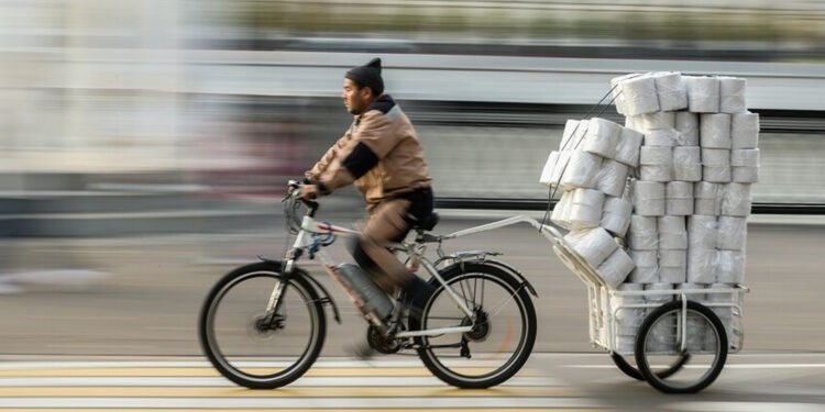 لە ژاپۆن بەهۆی جەنگی رۆژهەڵاتی ناوەڕاست قەیرانی کلێنس سەرهەڵدەدات