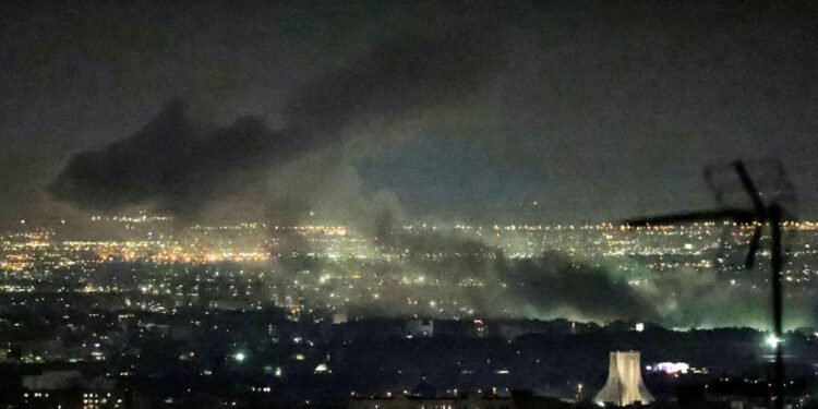 ئیسرائیل هێرشی بۆ ناو جەرگەی تاران دەستپێکرد