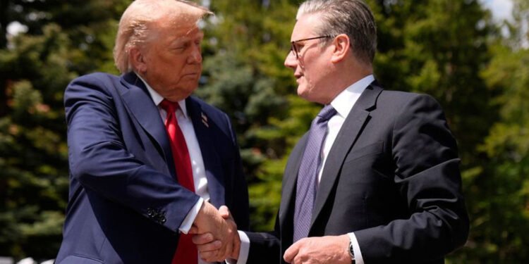 ترەمپ و ستارمەر بارودۆخی رۆژهەڵاتی ناوەڕاست و پرسی ئاسایشی وزەیان تاوتوێ کرد