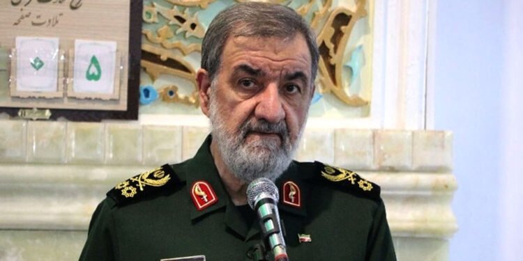 دەست بۆ ژێرخانەکانی ئێران ببەن، لە کەنداو دەتانخنکێنین