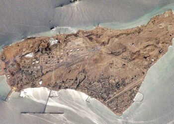 واشنتن پلانی دەستبەسەرداگرتنی دوورگەی خارگی ئێران تاوتوێ دەکات