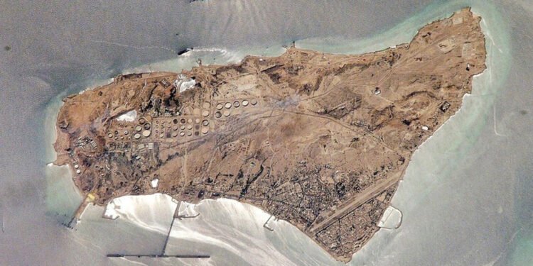 واشنتن پلانی دەستبەسەرداگرتنی دوورگەی خارگی ئێران تاوتوێ دەکات