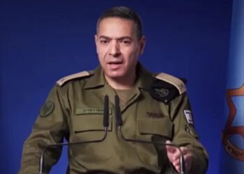 گوێ بە دانوستانەکان نادەین و بەردەوامین لە هێرشەکانمان بۆ سەر ئێران و لوبنان