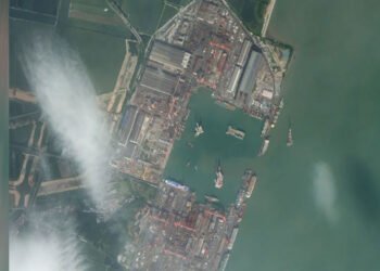 وێنەی مانگە دەستکردەکان جوڵەی هێزە دەریاییەکانی ئەمریکا بەرەو رۆژهەڵاتی ناوەڕاست ئاشکرا دەکەن