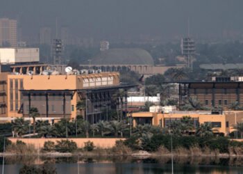 باڵیۆزخانەی ئەمریکا لە بەغدا هۆشداری بە هاووڵاتییانی دەدات