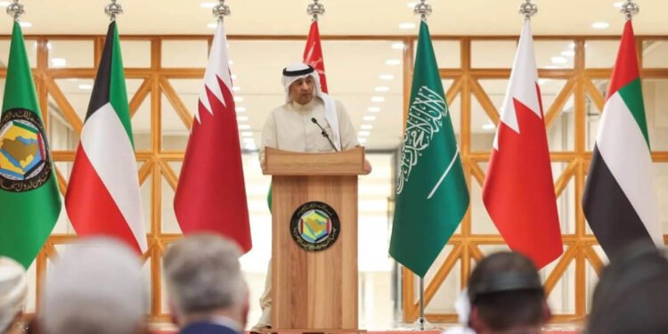 هەرگیز خوازیاری تێکشکاندن یان لاوازکردنی ئێران نەبووینە