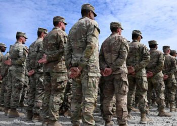 ترەمپ بڕیار لە ناردنی هێزی زەمینی بۆ ئێران دەدات