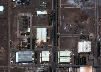 وێستگەی ئەتۆمیی ئەراکمان لە ئێران بۆردوومان کرد